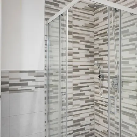 Апартаменты Via Della Ghiara La Spezia Modern And Strategic Apartments *