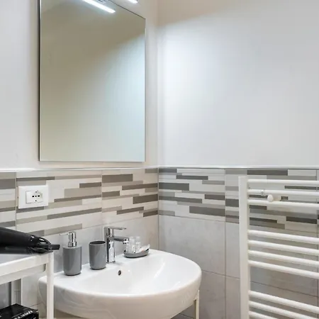 Апартаменты Via Della Ghiara La Spezia Modern And Strategic Apartments Специя