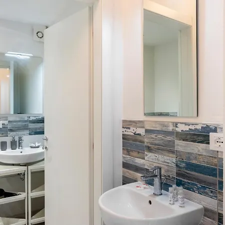 Via Della Ghiara La Spezia Modern And Strategic Apartments * Специя