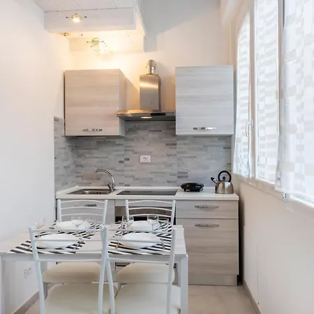 Via Della Ghiara La Spezia Modern And Strategic Apartments Апартаменты Специя